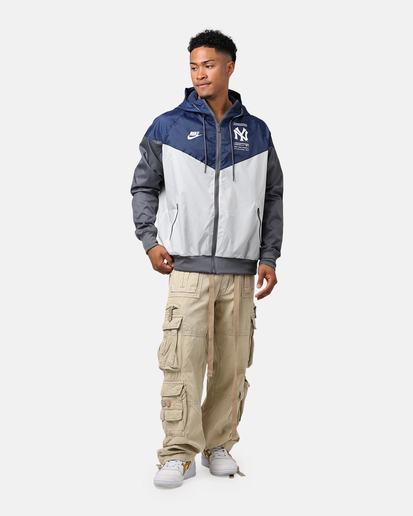 Nike New York Yankees Cooperstown Windrunner Jacket Midnight Navy/Light Bone LowProfile Seam Design
