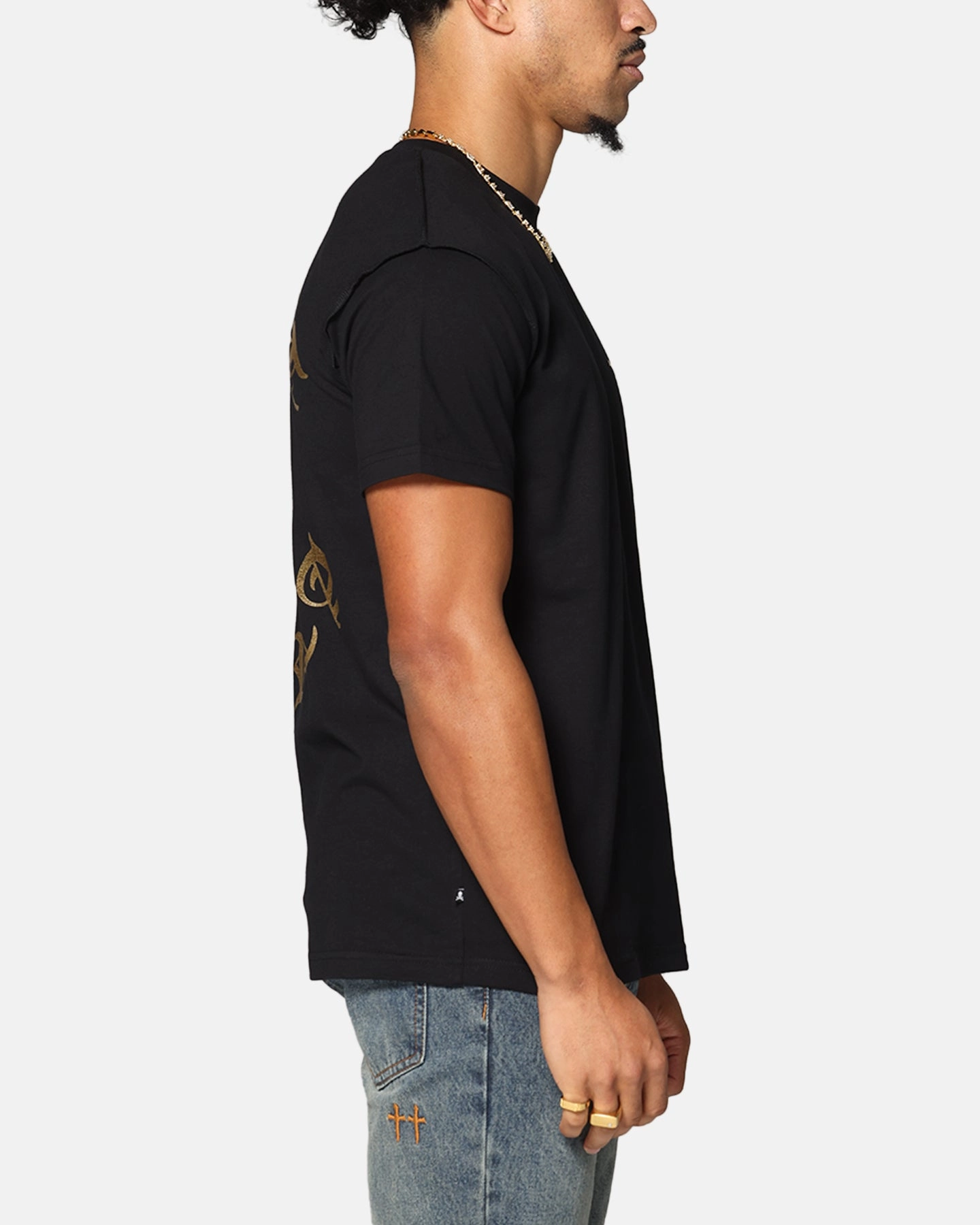 Chic Comfort Wear Low Impact Manufacturing Saint Morta Mortal Lafayette T-Shirt Black/Gold