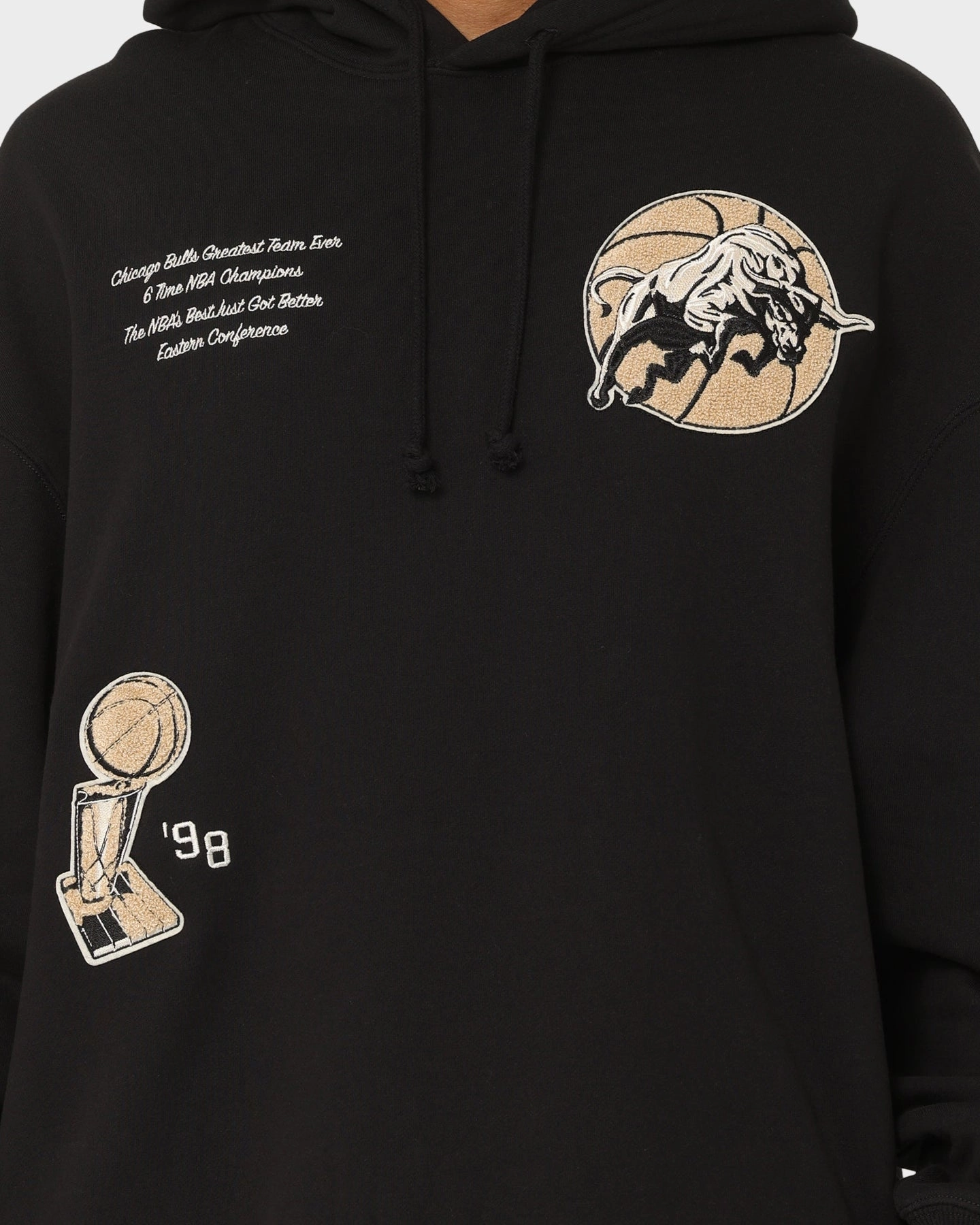 Mitchell & Ness Chicago Bulls Varsity Champions Hoodie Black Articulated Seams