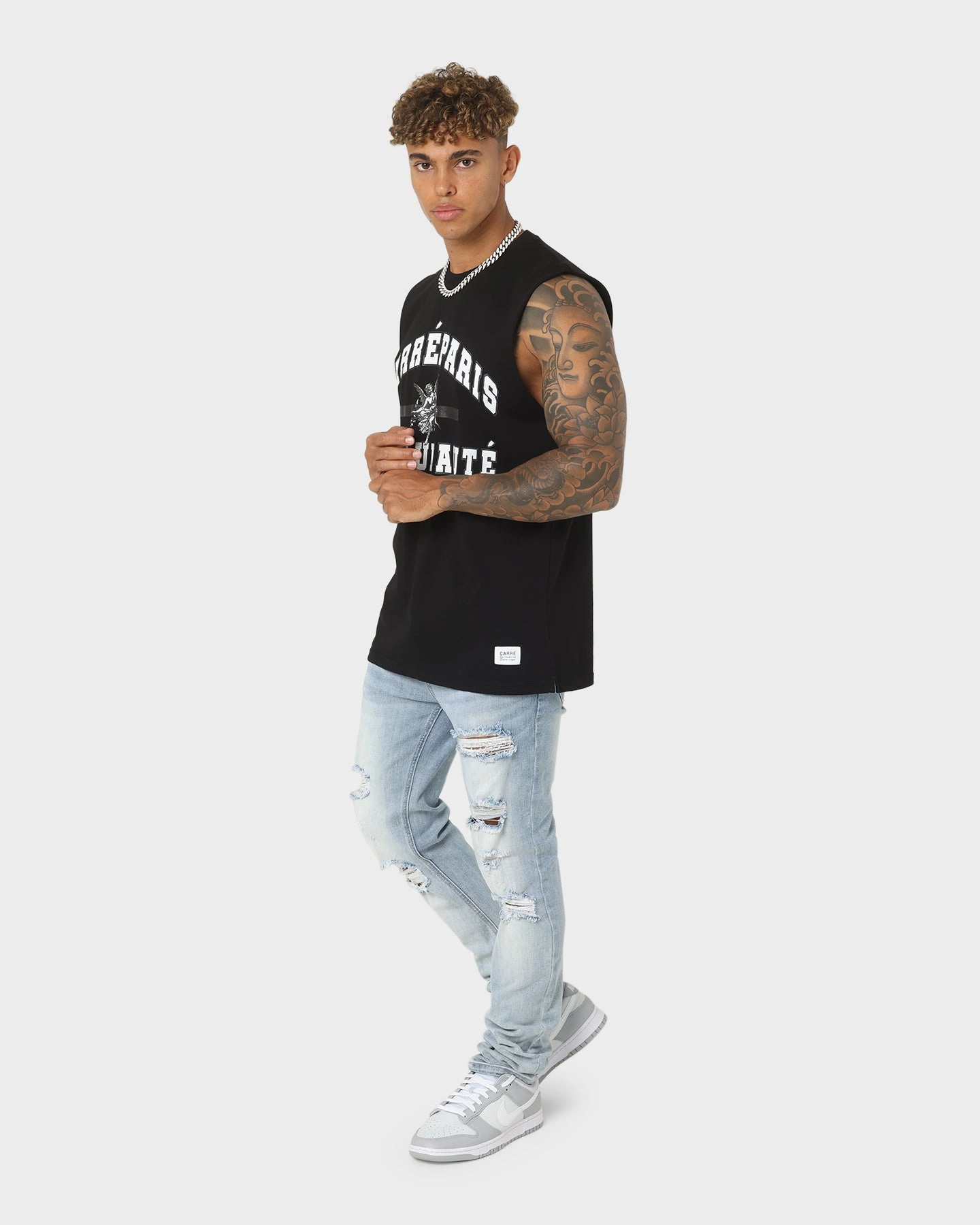 Carre Communaute Muscle T-Shirt Black Light and Cozy