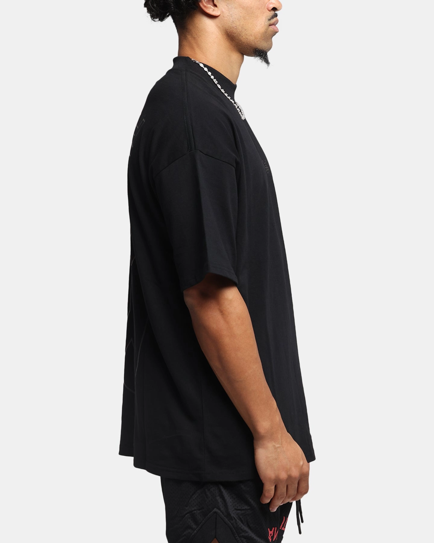 LongLastingColor Airflow Ventilation The Anti Order Azero Stencil Mock Neck T-Shirt Black