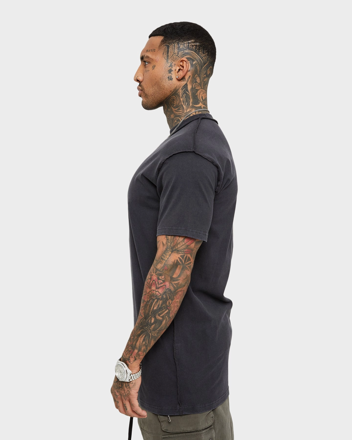 Saint Morta Dagger Reverse Lafayette T-Shirt Dark Vintage Black Trendy All-Day