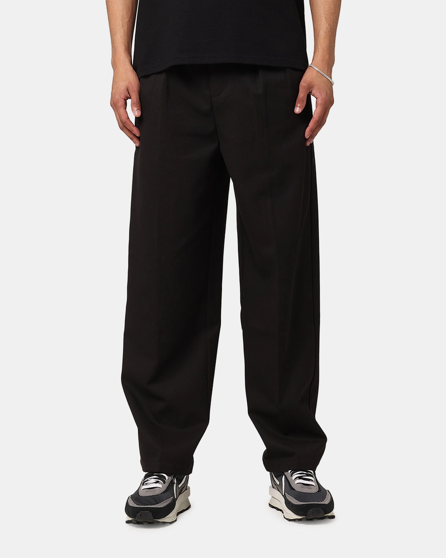 Tailored Silhouette Casual Wear X-Large Amplify Pleated Trouser Black