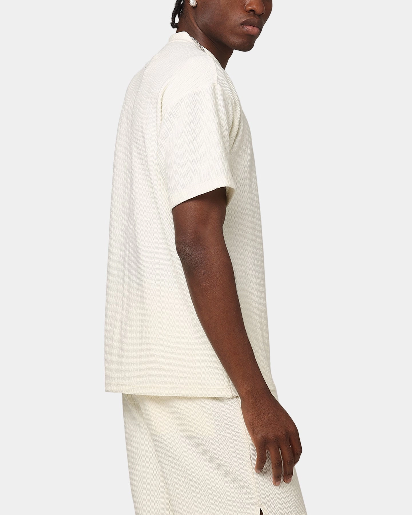Durable Ribbed Hem Comfort Style XXIII Andres T-Shirt Off White