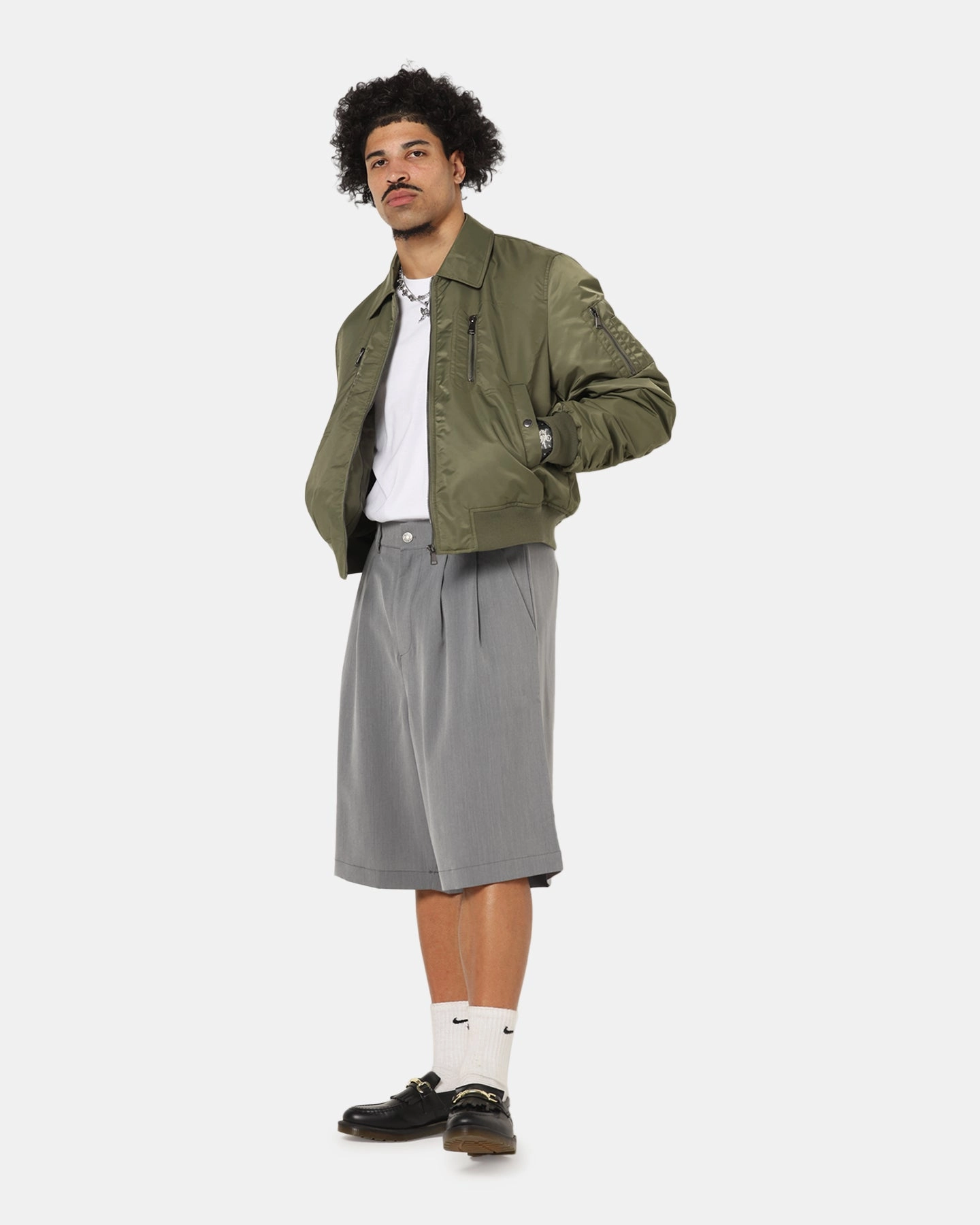 Urban Fashion handmade touch XXIII Baggy Pleated Shorts Grey