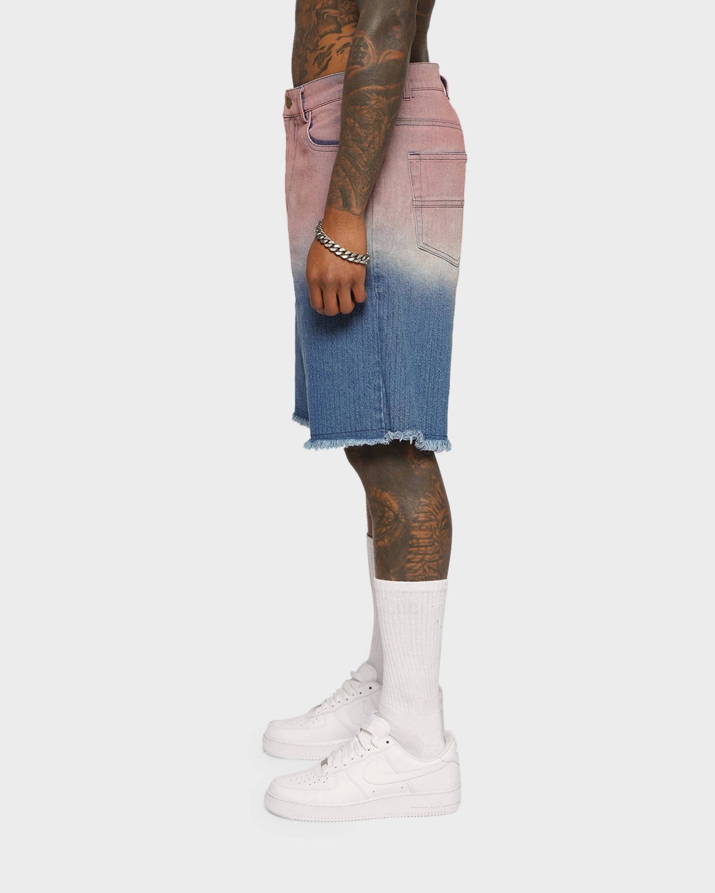 XXIII Huelva Gradient Denim Shorts Blue/Pink graduation season Quick Access Pockets