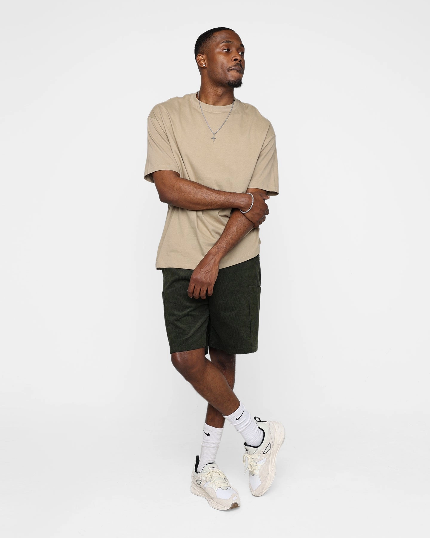 XXIII Jason Corduroy Shorts Dark Green Effortless Comfort Street Style