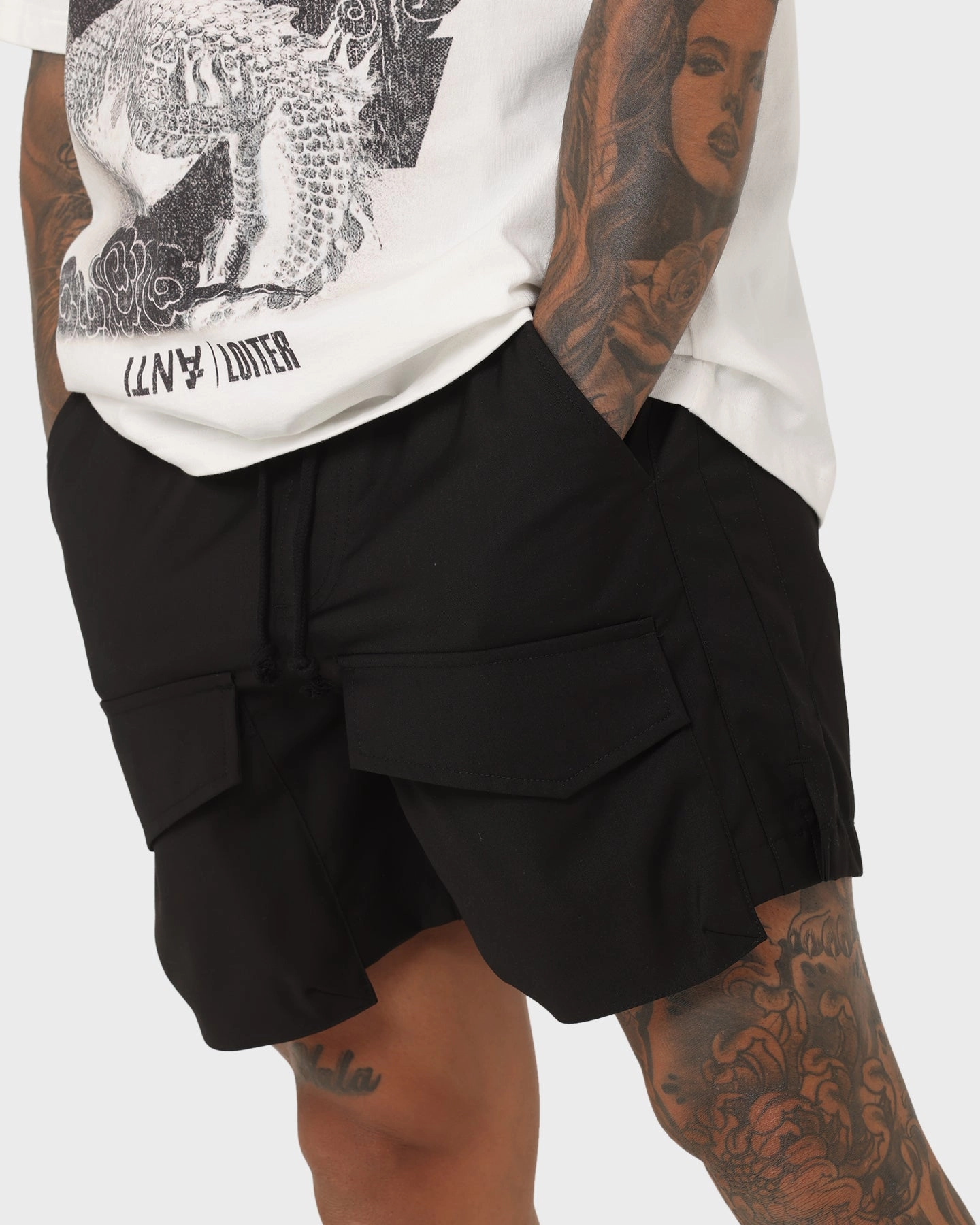 XXIII Kally Cargo Shorts Black Hygienic Antimicrobial Layer