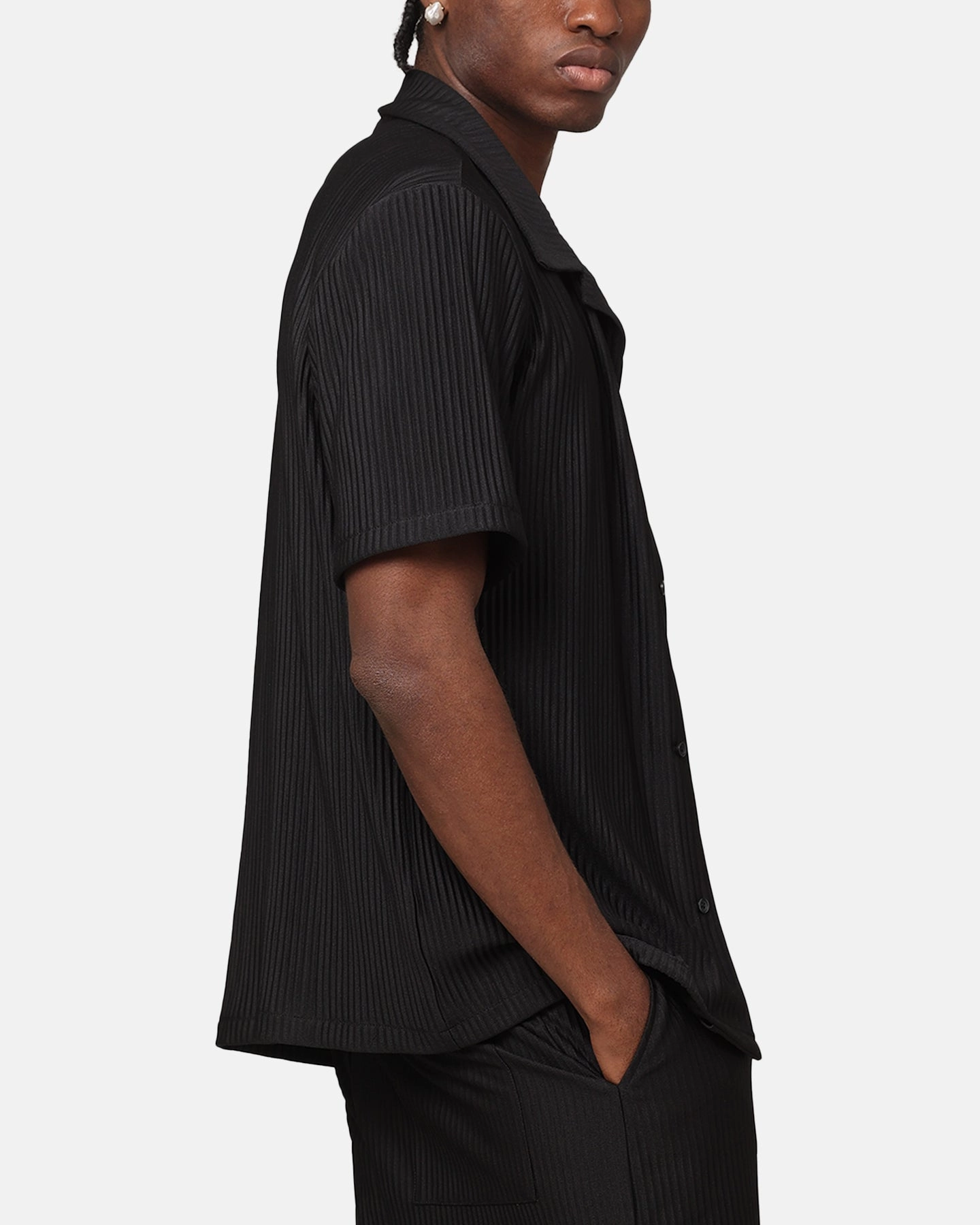 color block XXIII Pleated Button Up Shirt Black