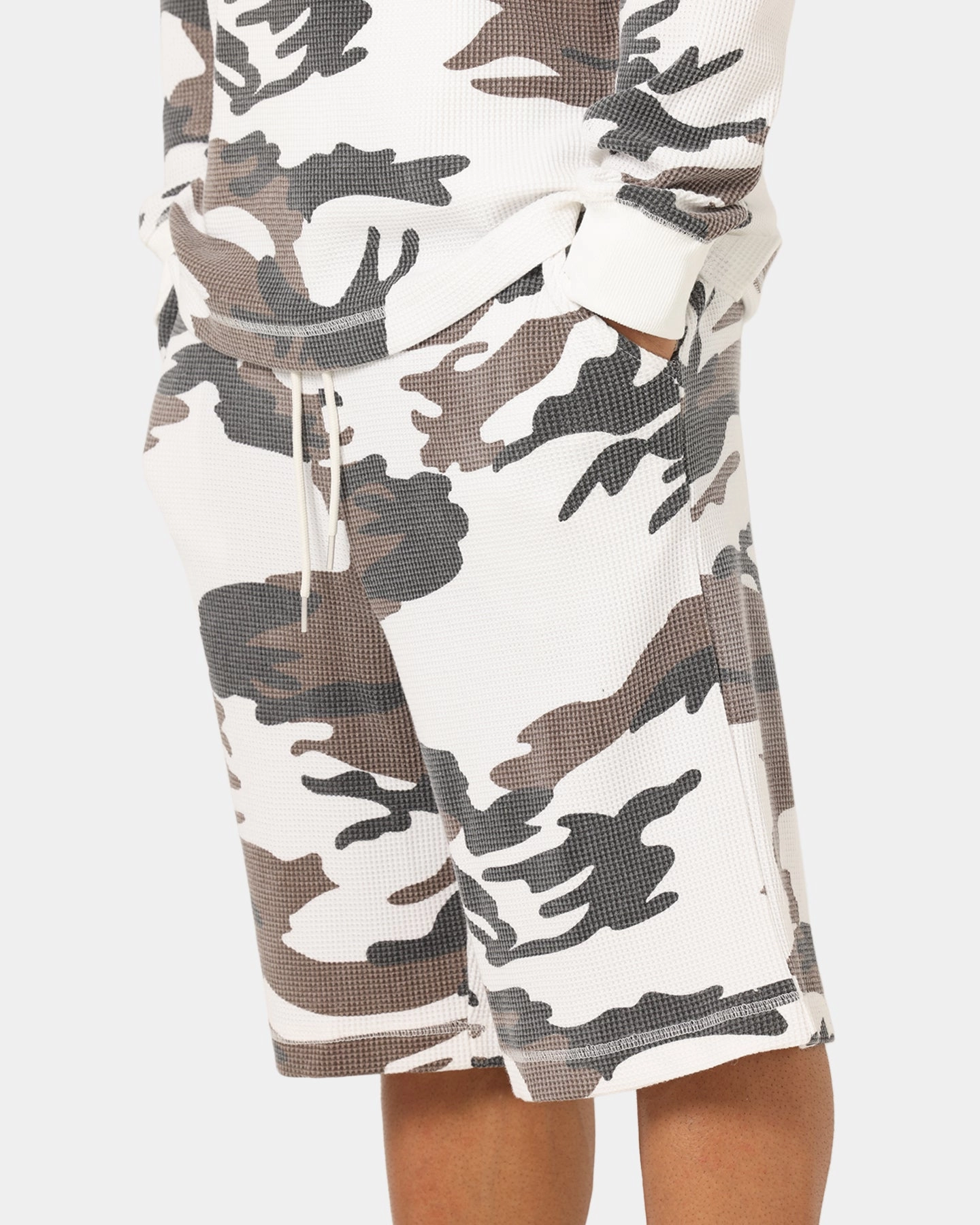 XXIII Printed Thermal Shorts Snow Camo High Durability Weave