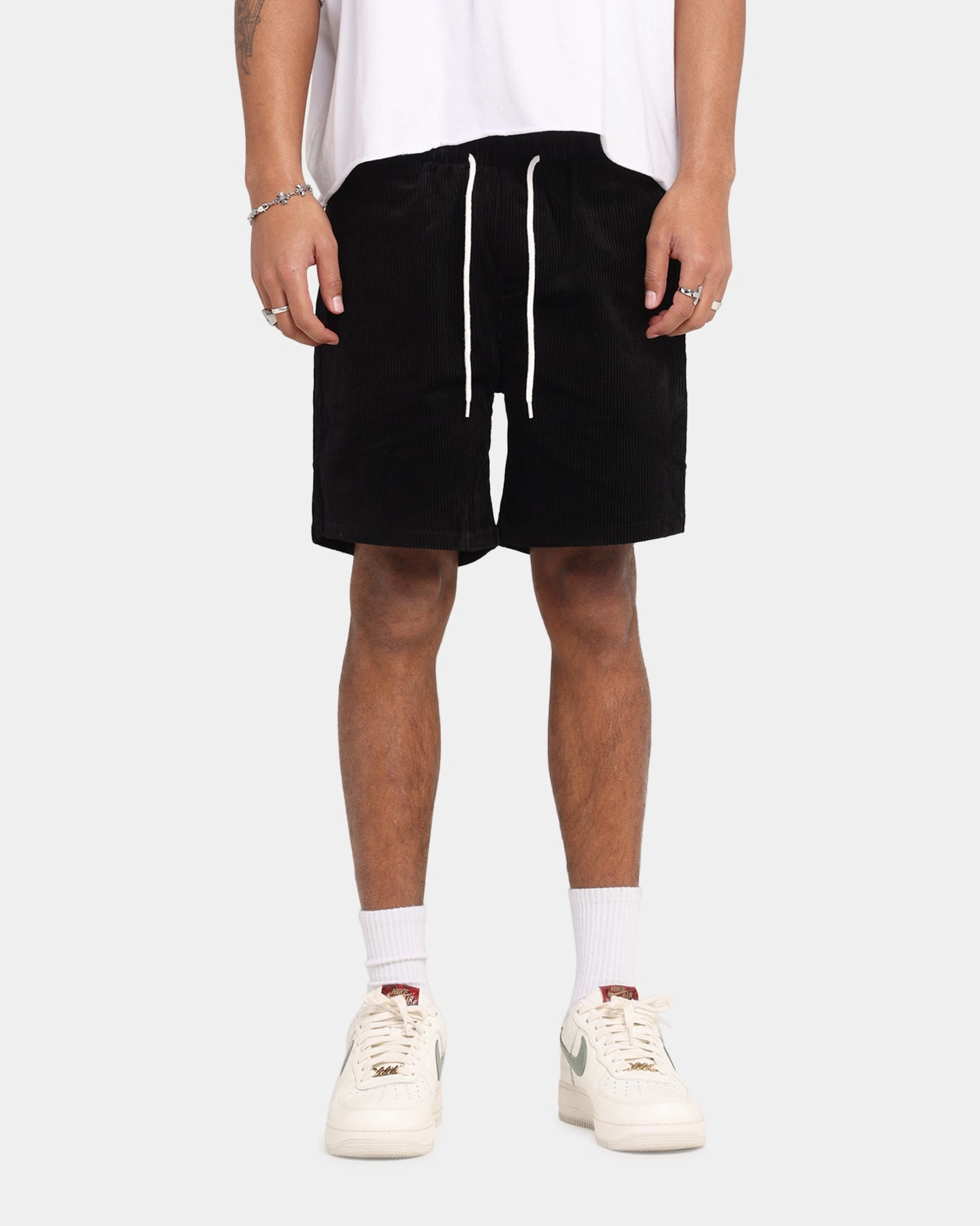 Geometric Pattern XXIII Riven Cord Shorts Black