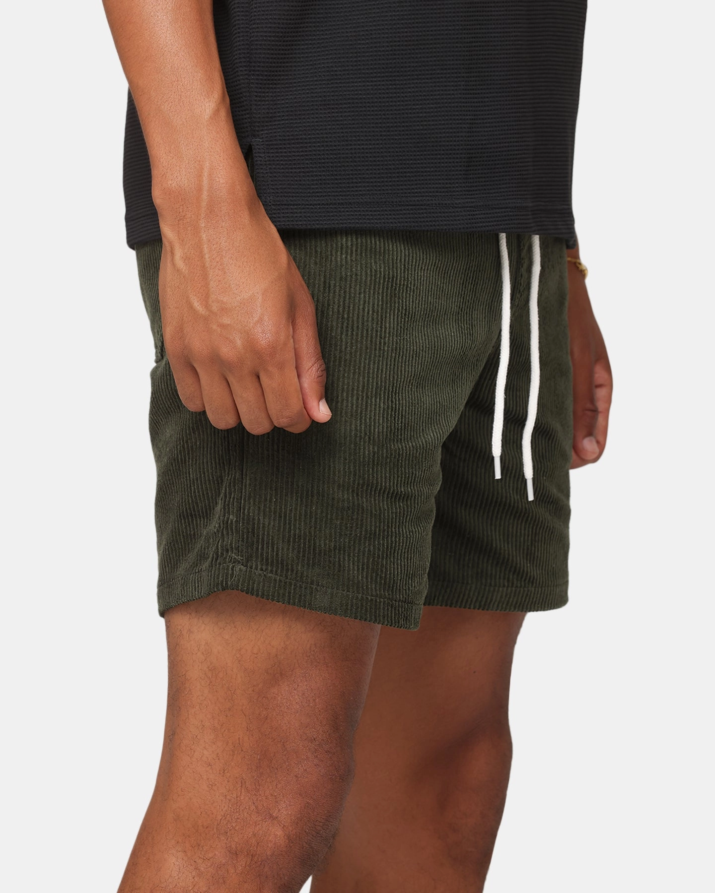 XXIII Riven Corduroy Shorts Dark Green Lightweight Construction
