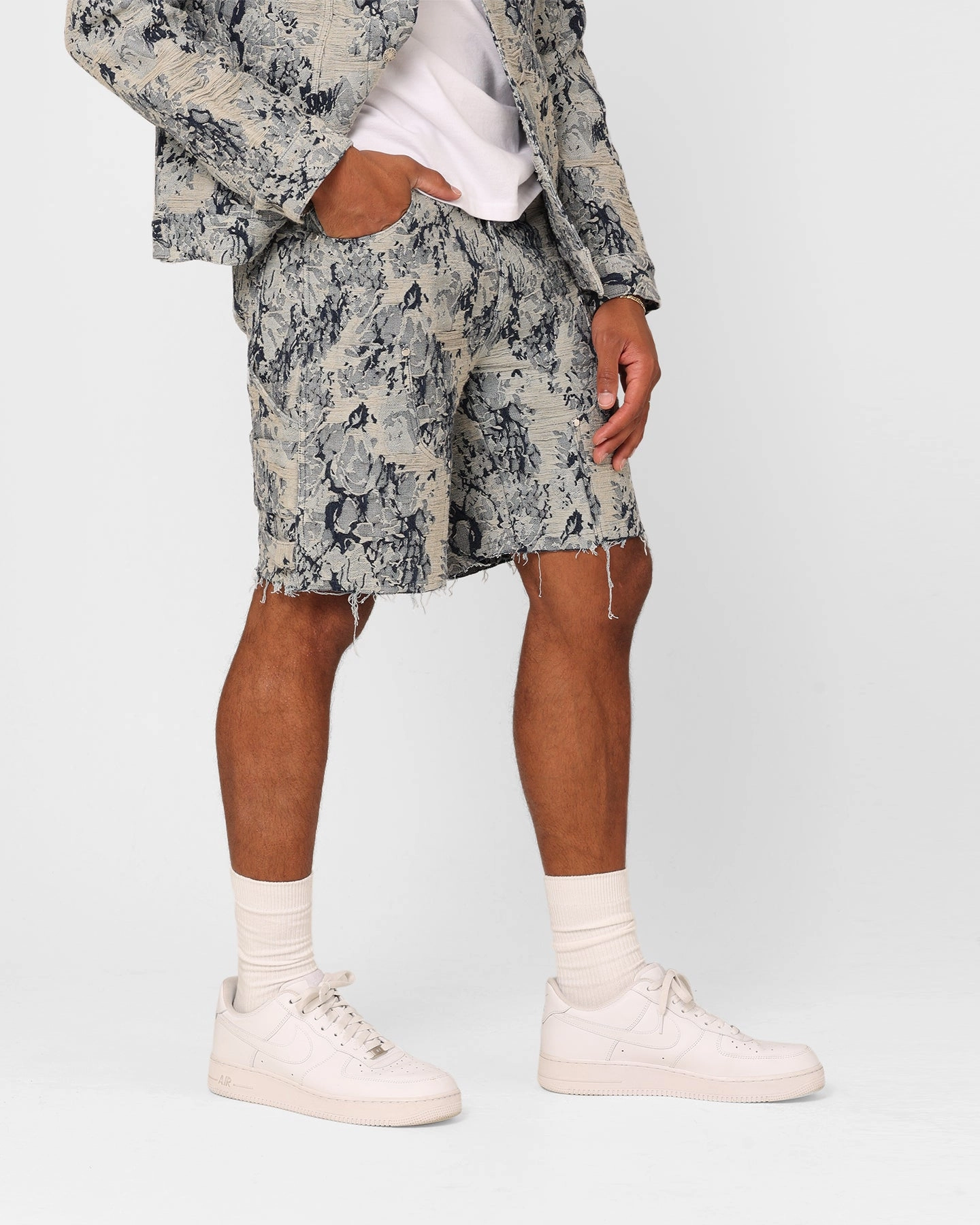 XXIII Rosa Jacquard Shorts Blue Active Fit skiing outfit