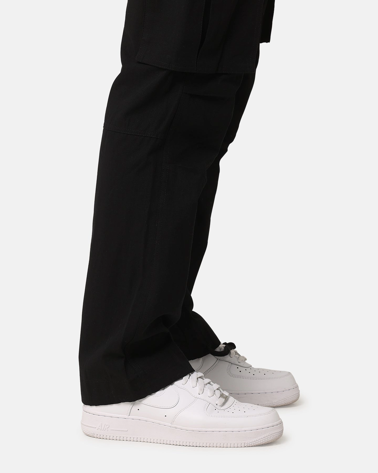 RuggedDurability SeamlessPocketDesign XXIII Torrent Cargo Pant Black