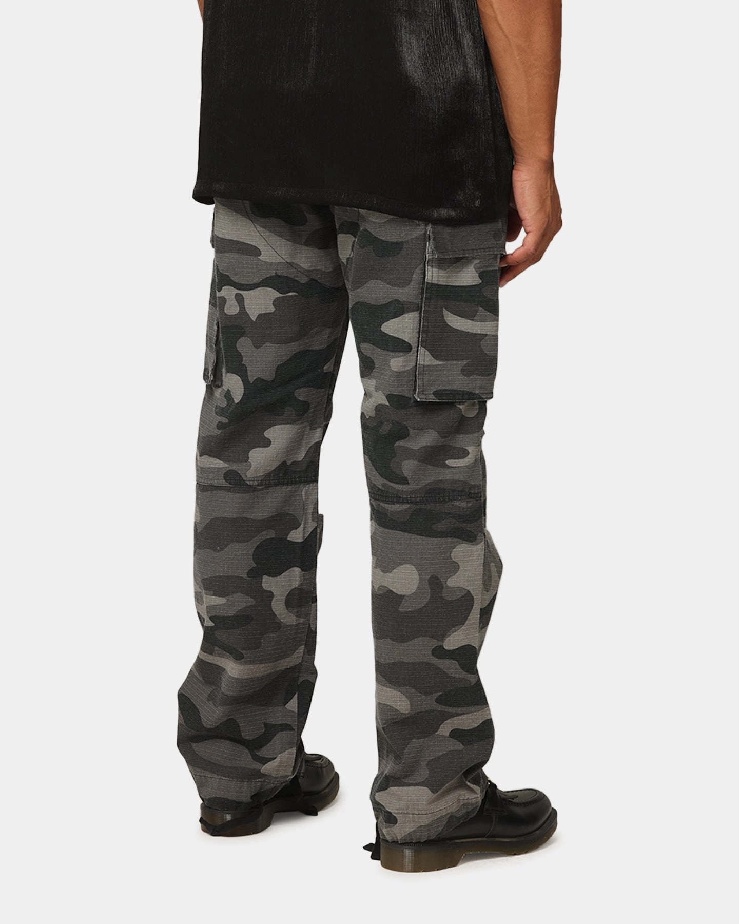 Simple Utility XXIII Torrent Cargo Pant Washed Black Camo