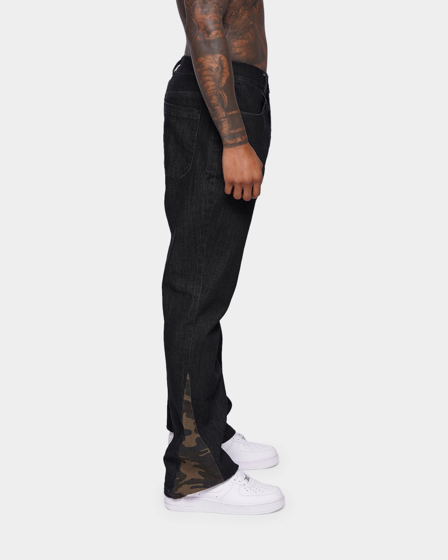 Fashion Forward XXIII Valur Camo Flare Jeans Black/Camo
