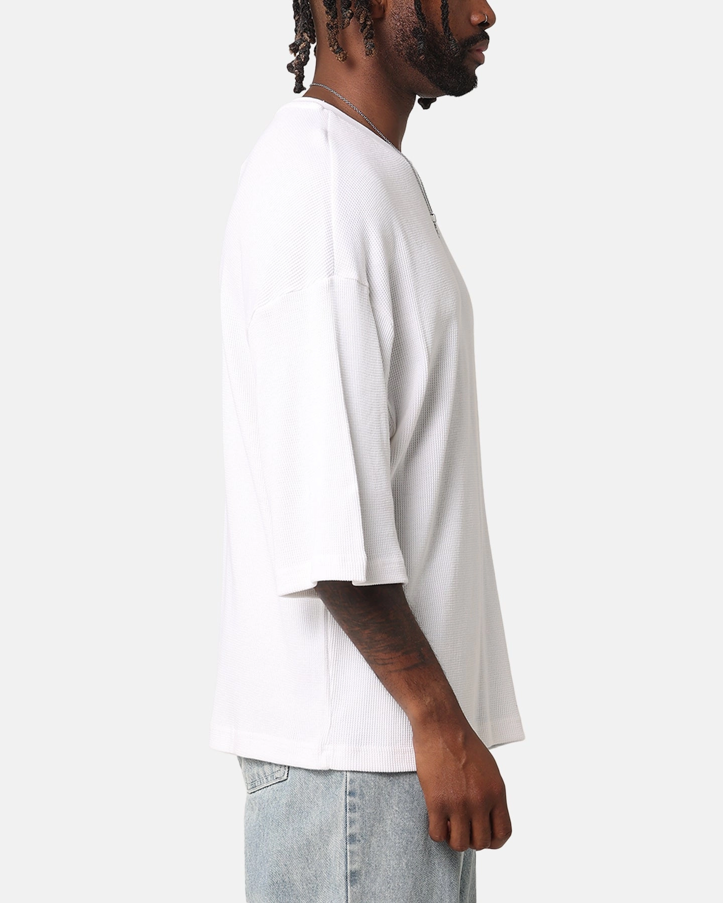 XXIII Waffle Midsleeve T-Shirt White Stretchable Collar Band