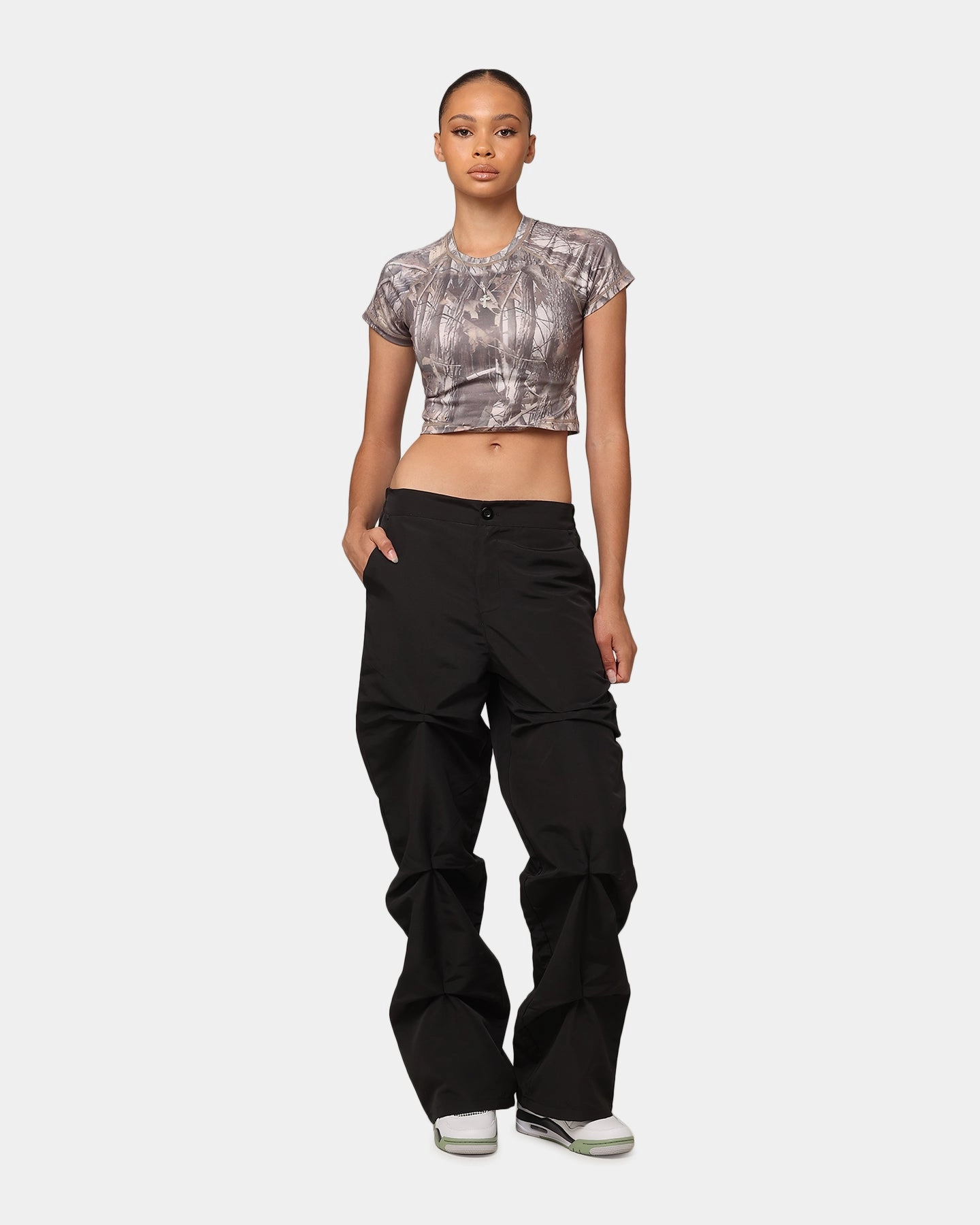 Outdoor Style Basic Top XXIII Women's Boiler Room Crop T-Shirt Hunter Camo