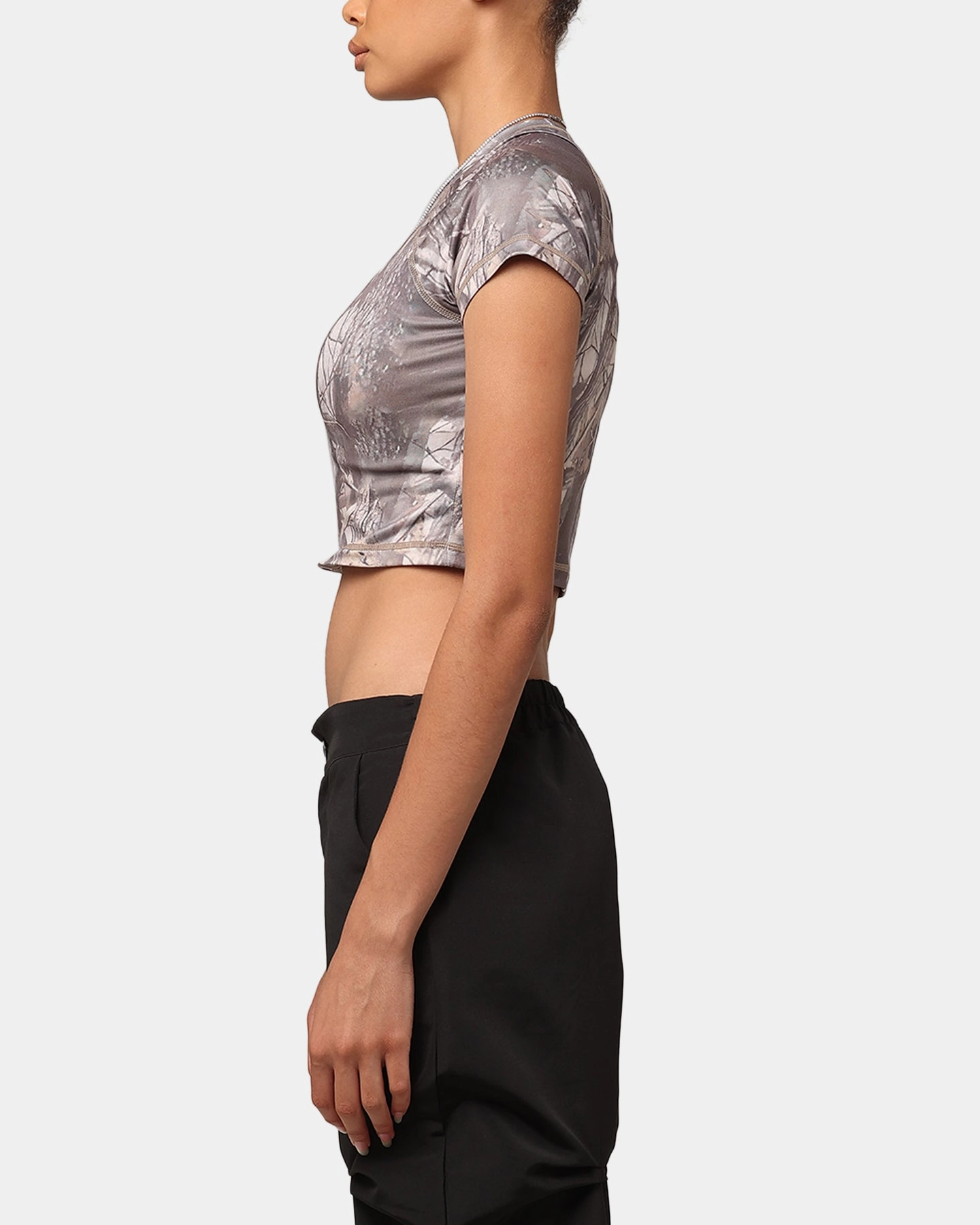 Easy Care Fabric XXIII Women's Boiler Room Crop T-Shirt Hunter Camo
