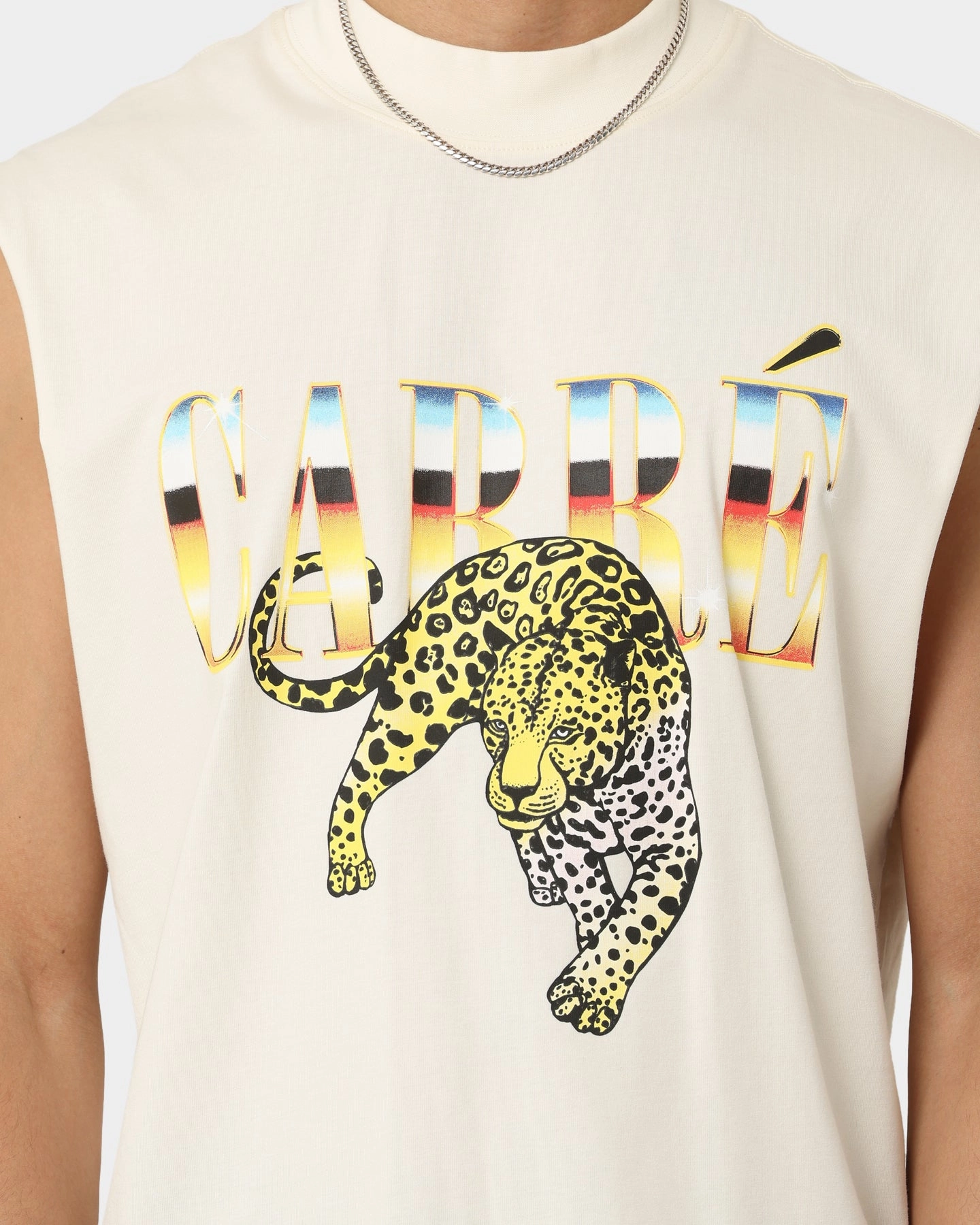 Carr?? Leo Retro Muscle T-Shirt White Feminine Fit