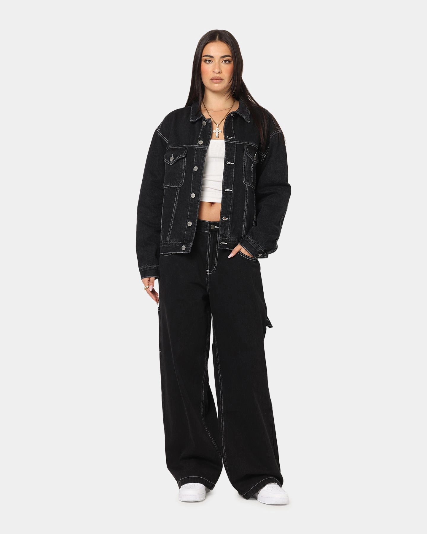 Street Look Saint Morta Amplus Fray Carpenter Jeans Contrast Black