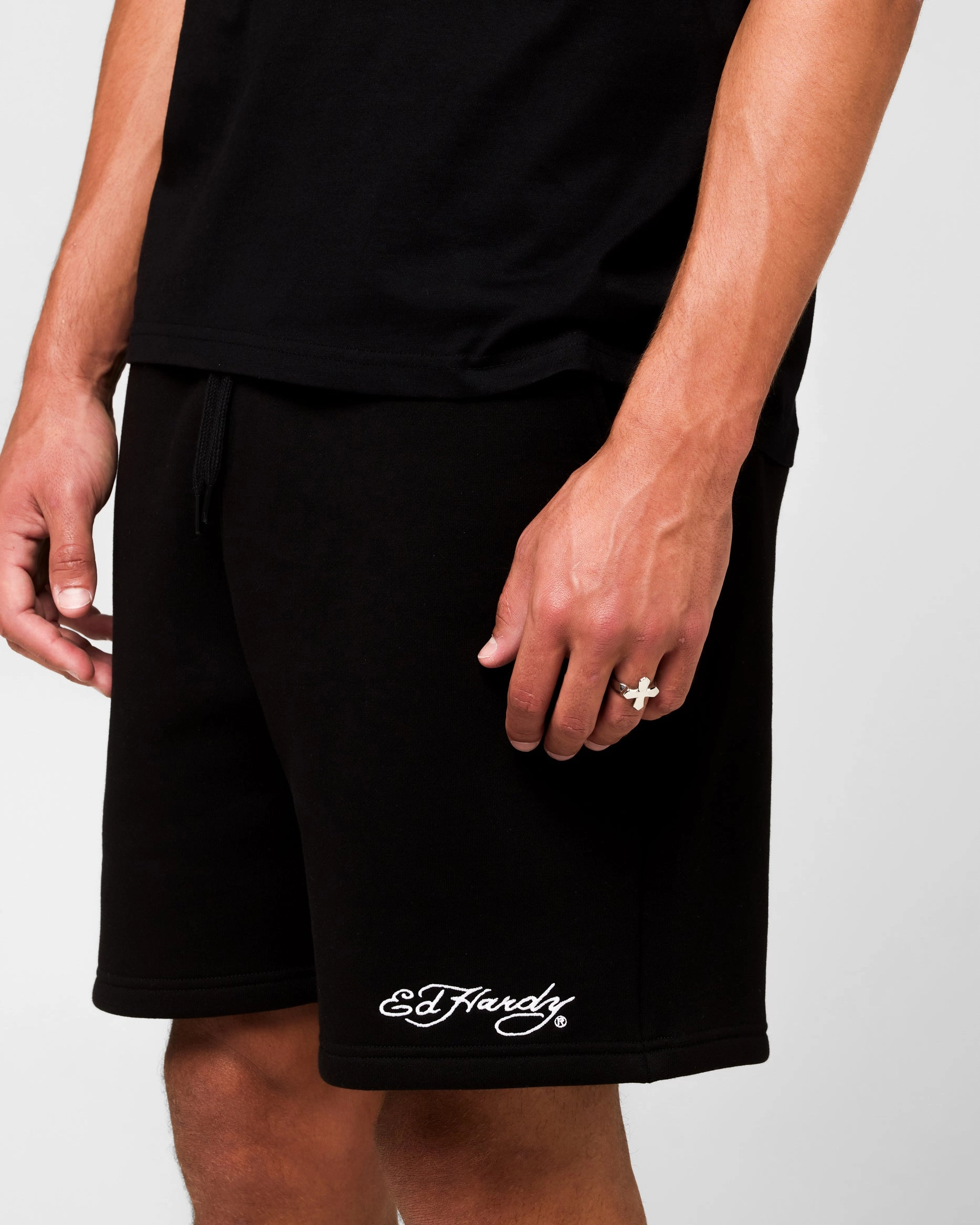 Crisp Texture Athletic Silhouette Ed Hardy Skull Fleece Shorts Black