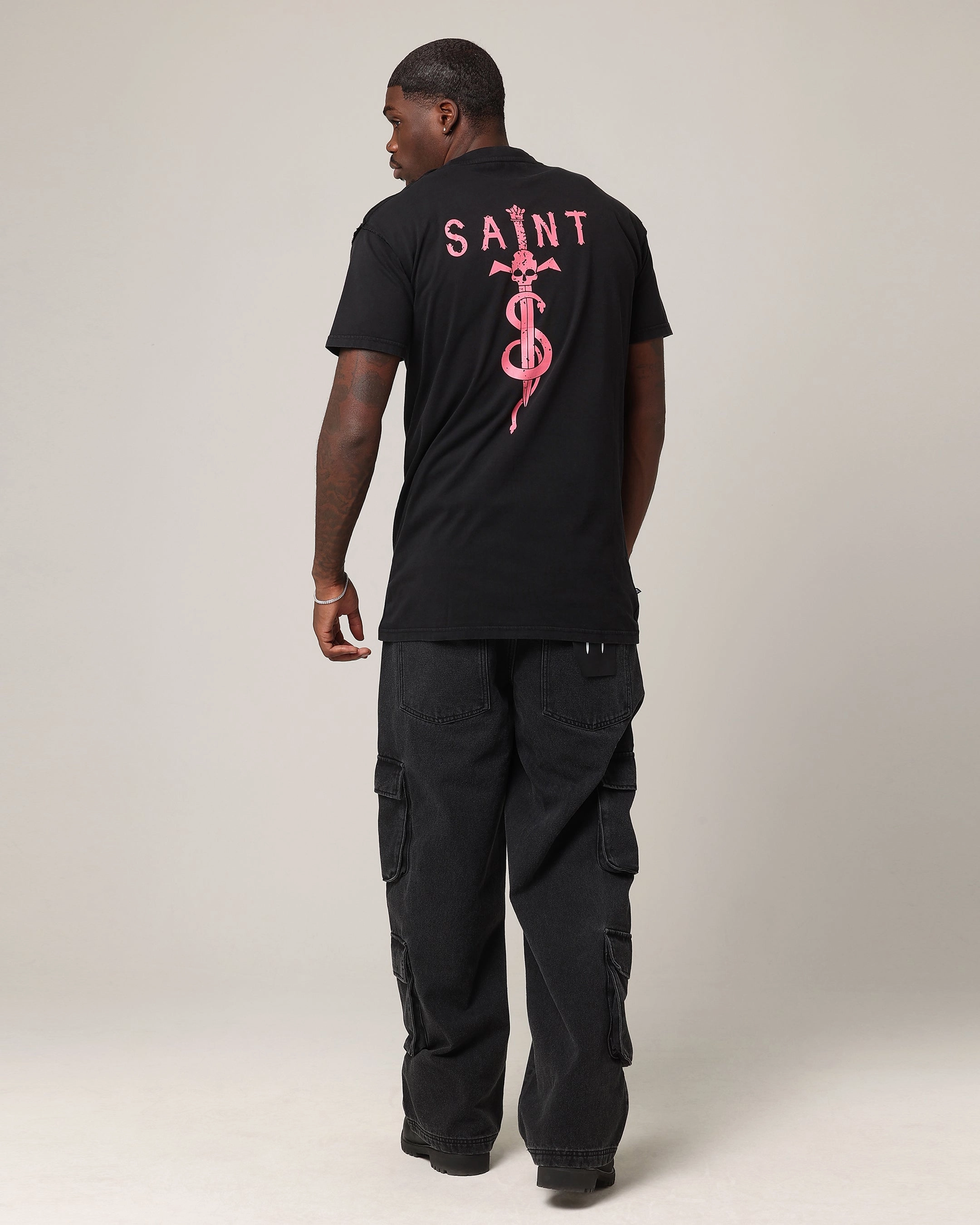 Saint Morta Daggers Lafayette T-Shirt Vintage Black/Pink Cozy Look comfortable top