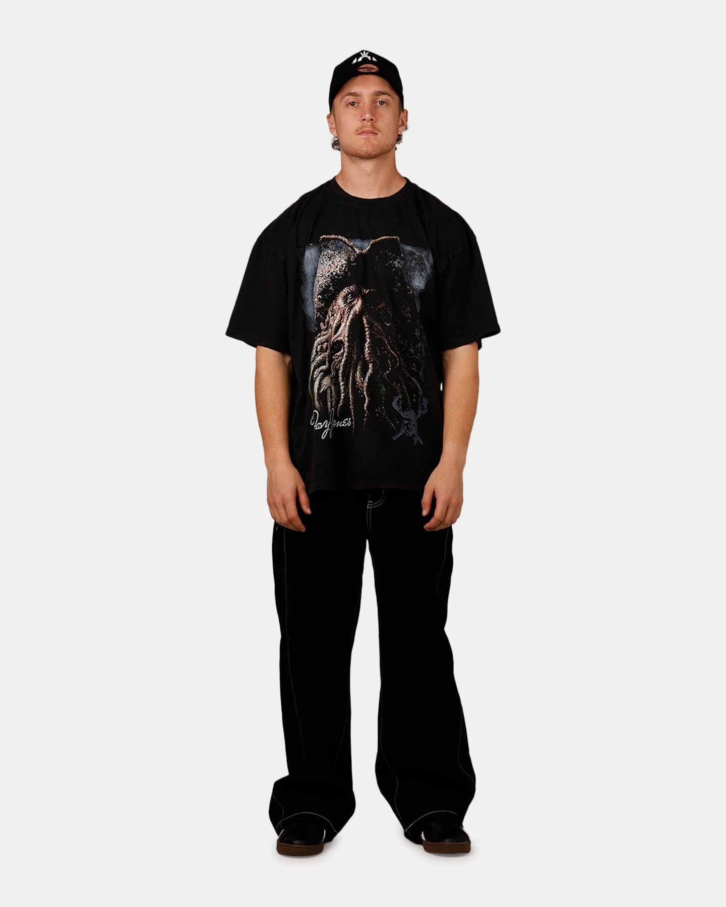 Timeless Top Quick Comfort Goat Crew Disney Pirates Of The Caribbean Davy Jones Vintage T-Shirt Black Acidwash
