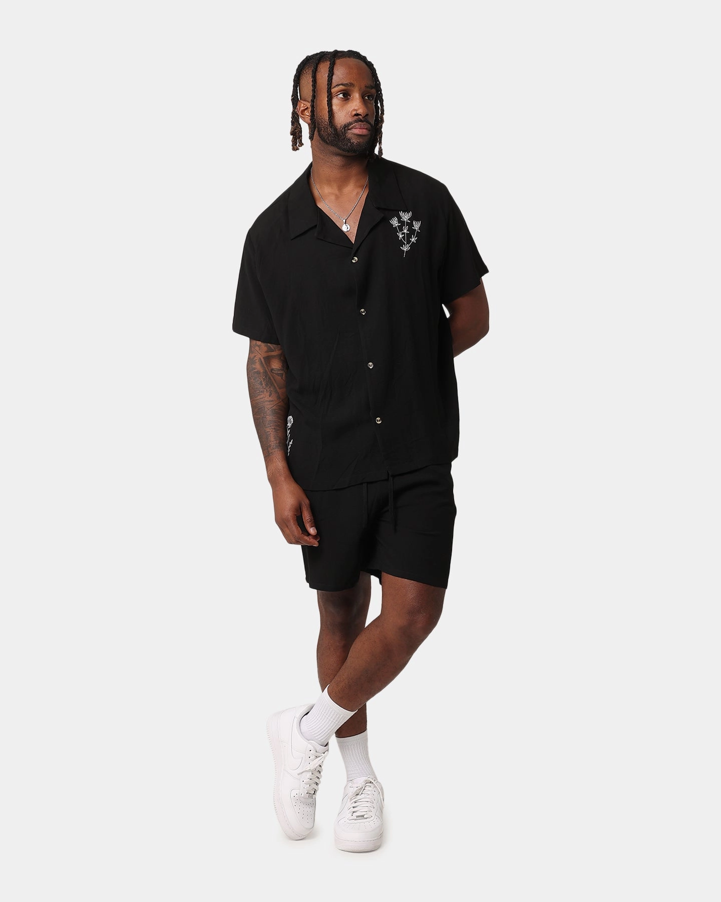 XXIII Ezrah Linen Shorts Black Lightweight Feel